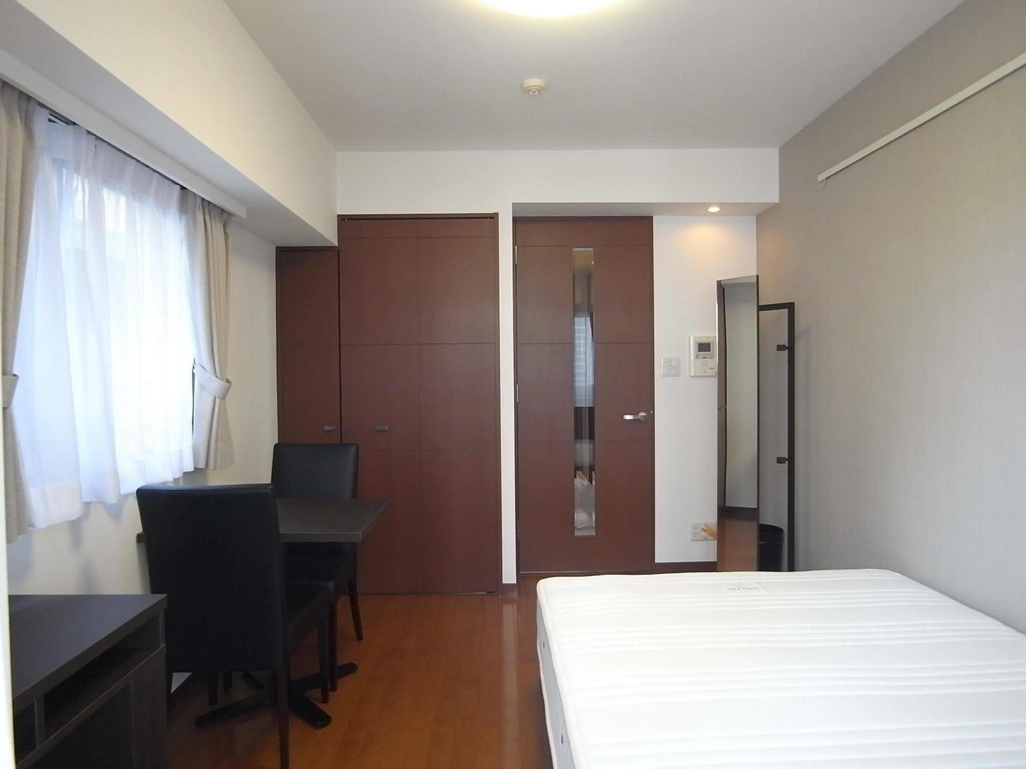 Palace Studio Shinjuku Tochomae Tokió Kültér fotó