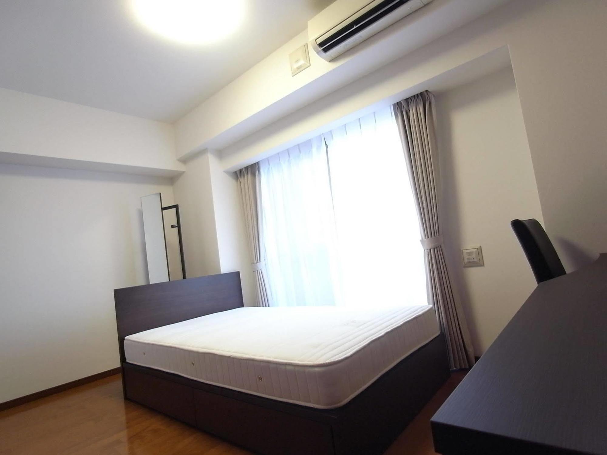 Palace Studio Shinjuku Tochomae Tokió Kültér fotó